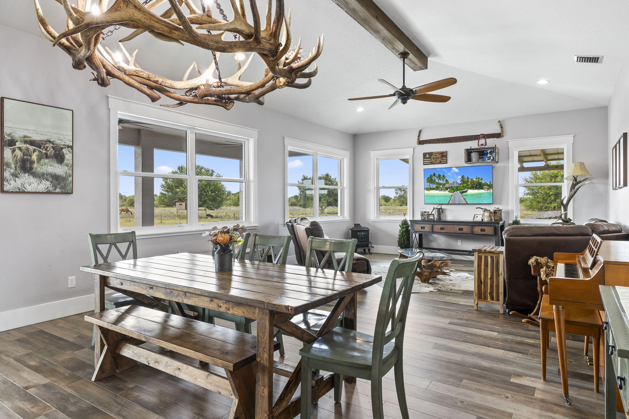 METES AND BOUNDS - Residential