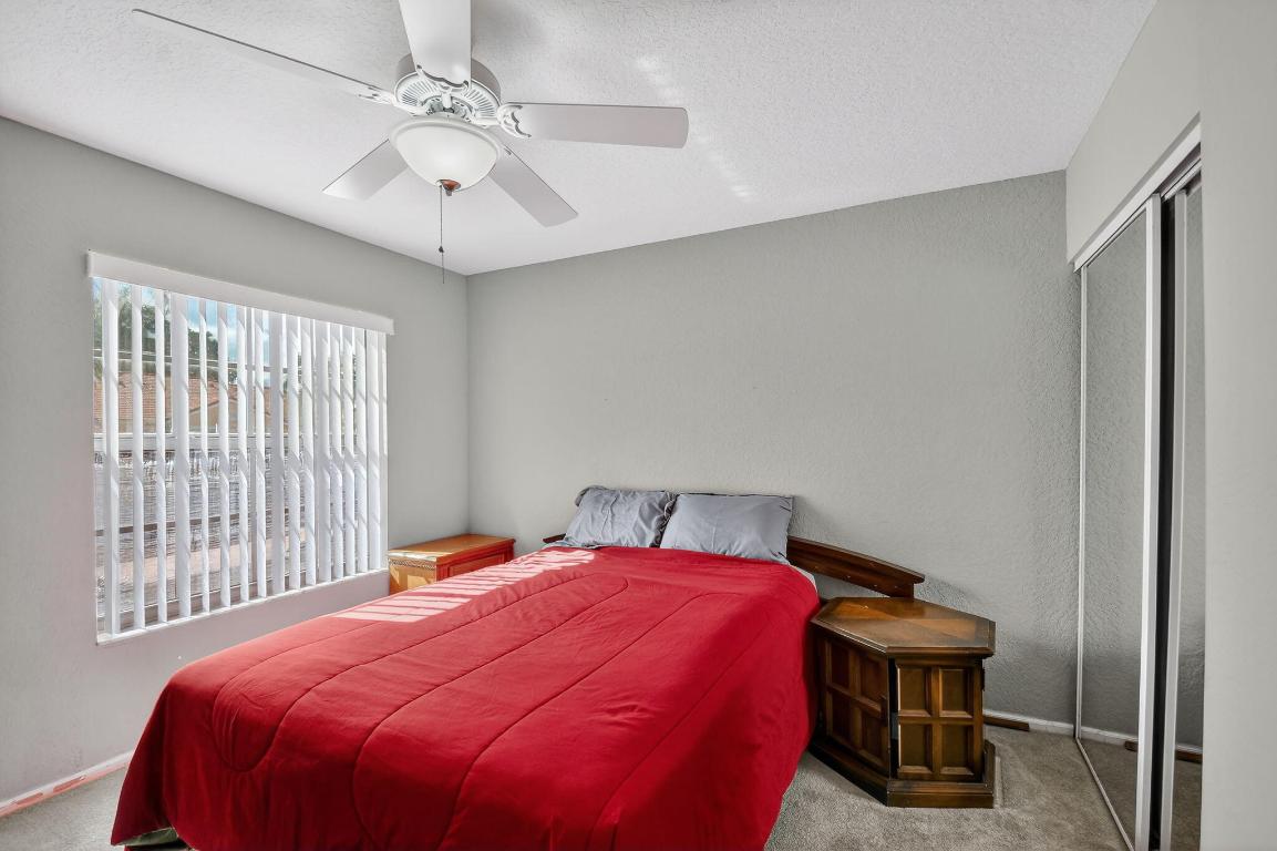 CORAL LAKES - Residential