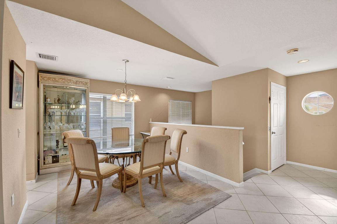 CORAL LAKES - Residential