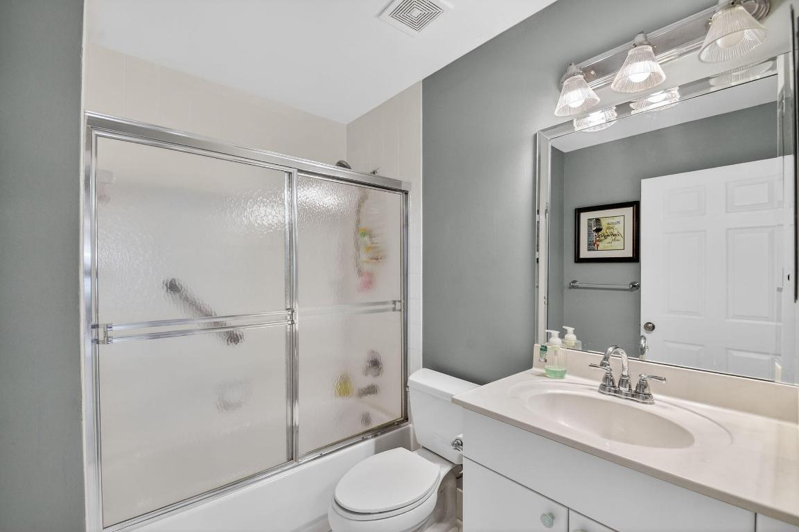 CORAL LAKES - Residential