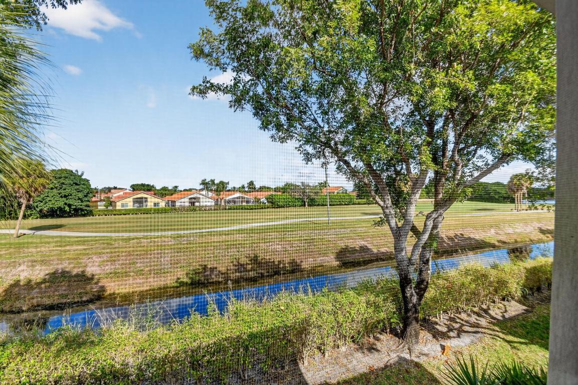 CORAL LAKES - Residential