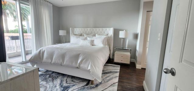 MOORINGS AT LANTANA CONDO - Residential Lease