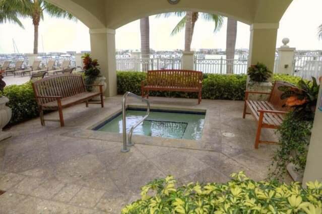 MOORINGS AT LANTANA CONDO - Residential Lease