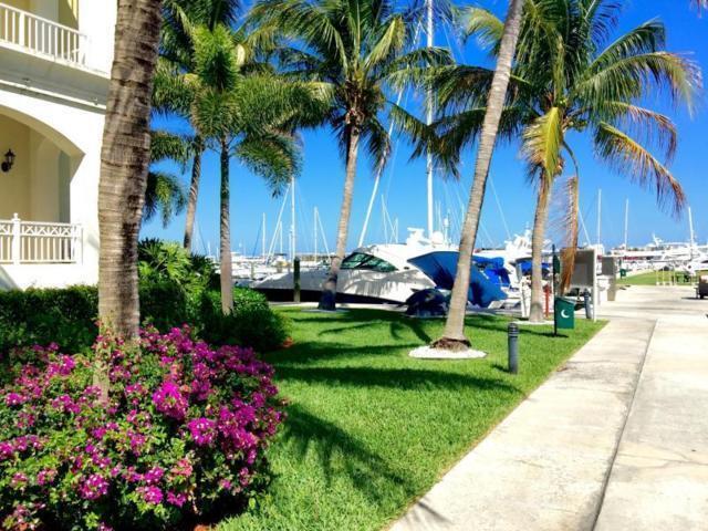 MOORINGS AT LANTANA CONDO - Residential Lease