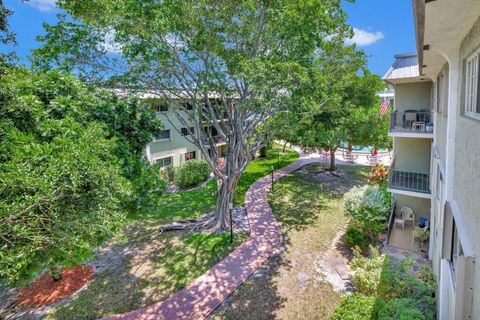 A home in Wilton Manors