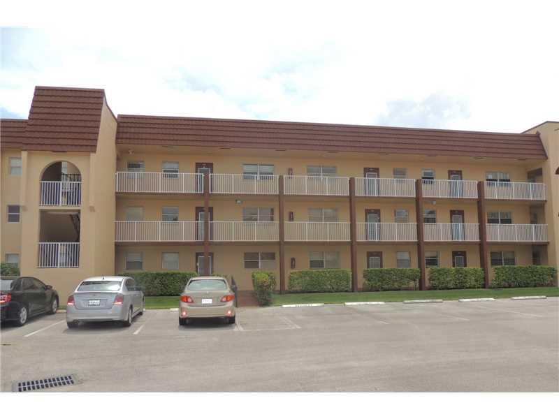 SUNRISE LAKES PHASE 3 - Residential