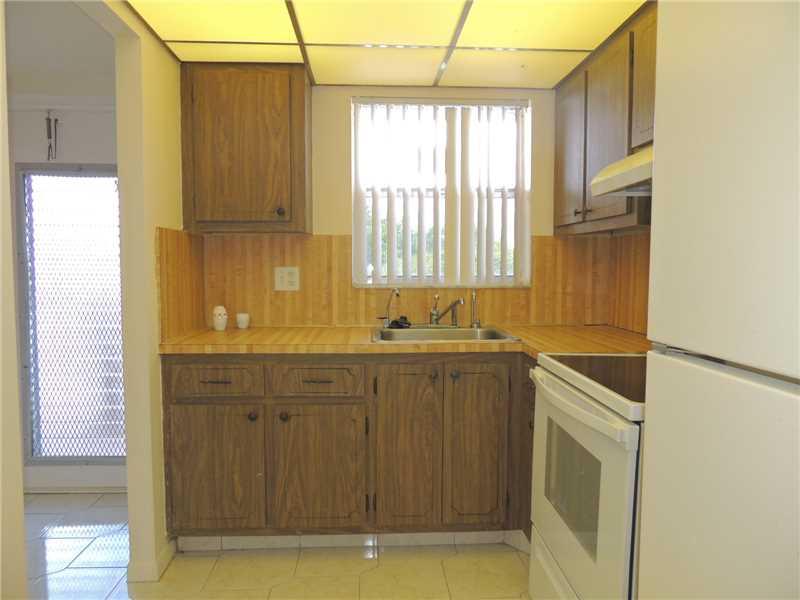 SUNRISE LAKES PHASE 3 - Residential