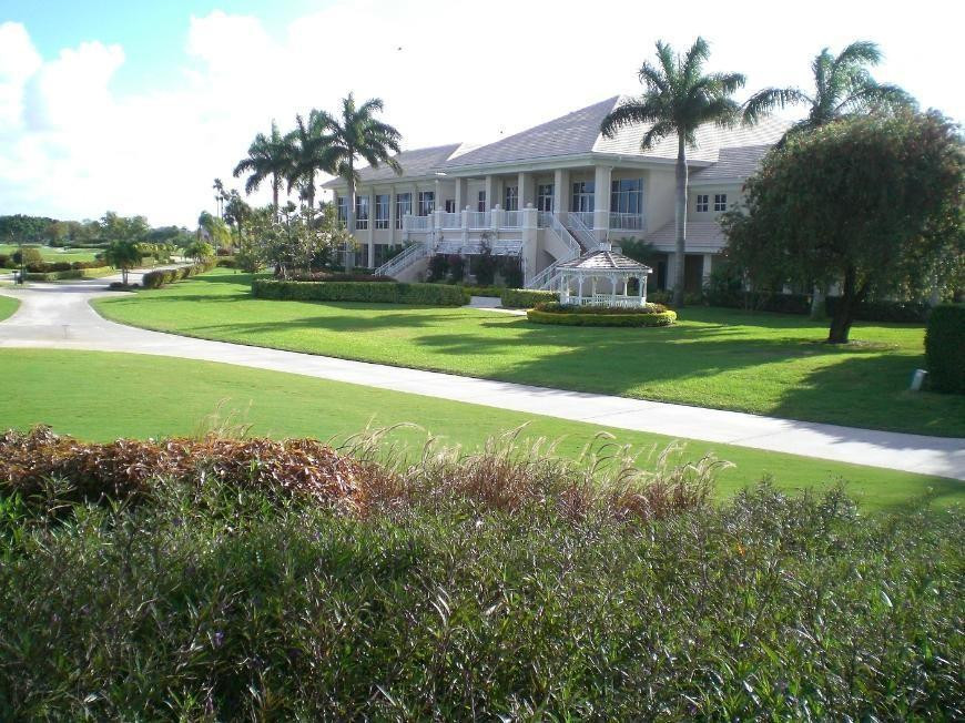 GREEN LAKES CONDO 1 THRU 21 OR3248P1 - Residential