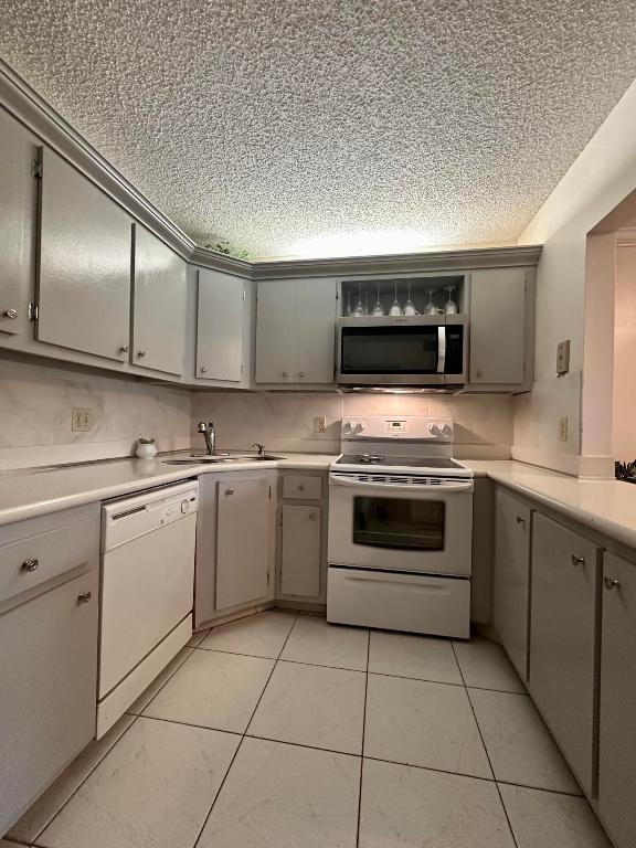 PINE RIDGE IV CONDO - Residential