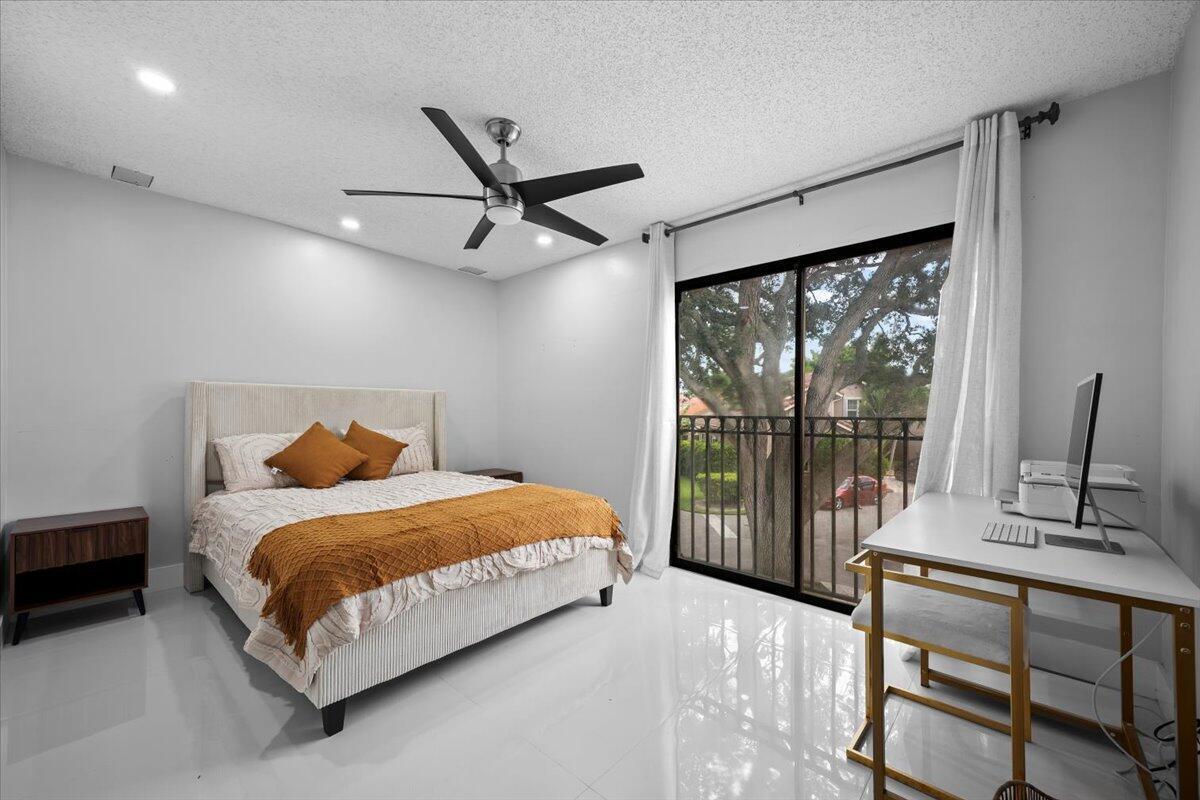 WELLINGTON TR 42B - Residential Lease