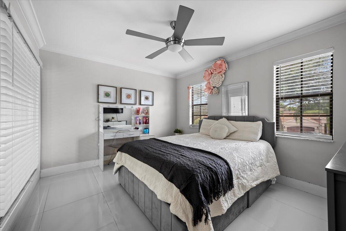 WELLINGTON TR 42B - Residential Lease