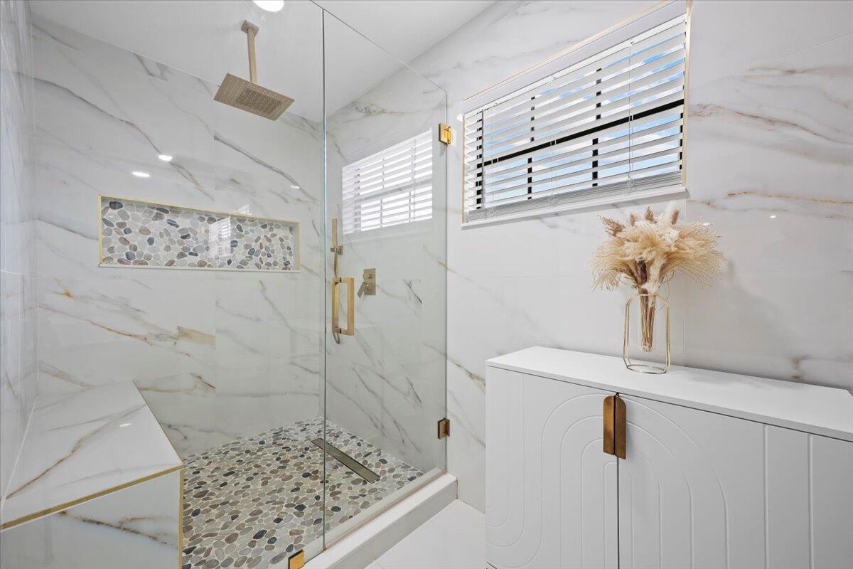 WELLINGTON TR 42B - Residential Lease