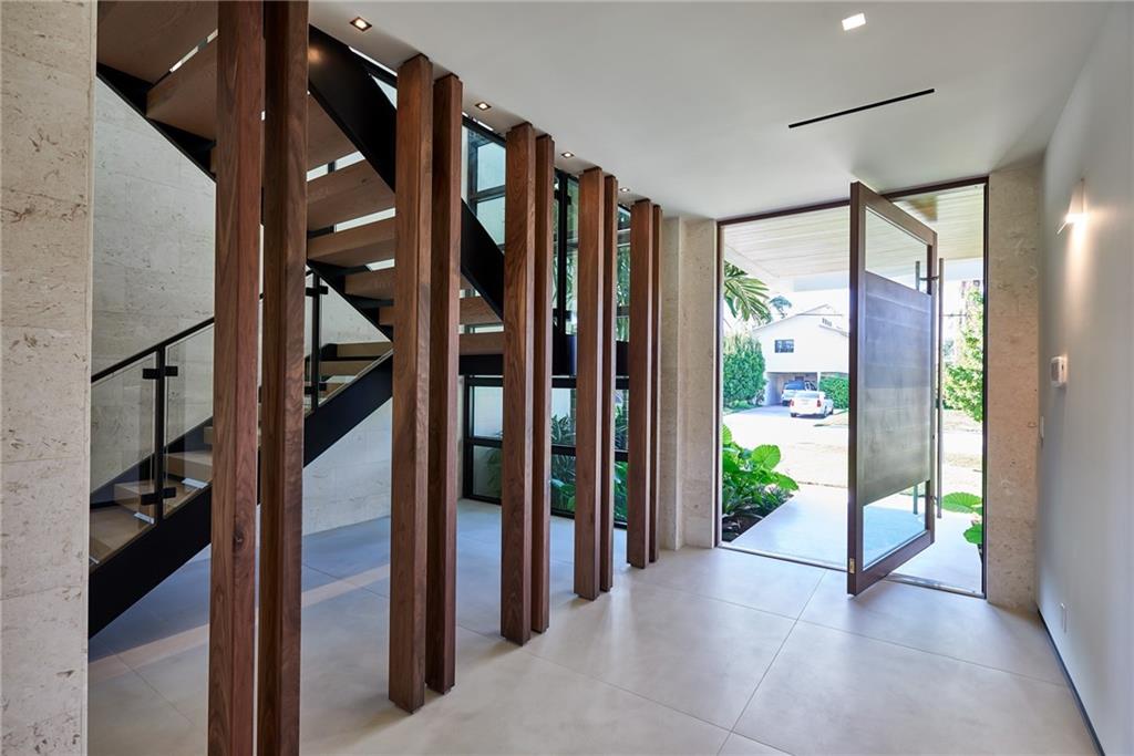 Lauderdale Shores Reamen - Residential