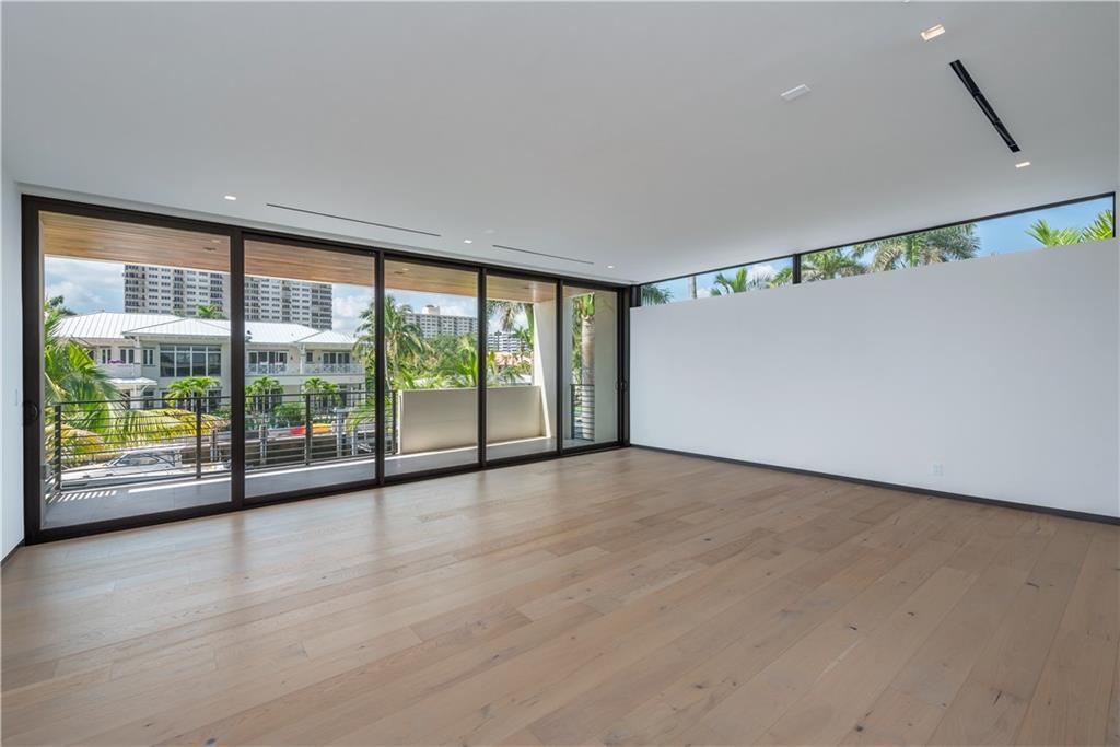 Lauderdale Shores Reamen - Residential