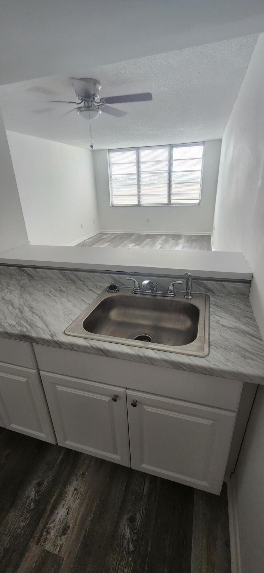 LA CASTELLANA CONDO - Residential Lease