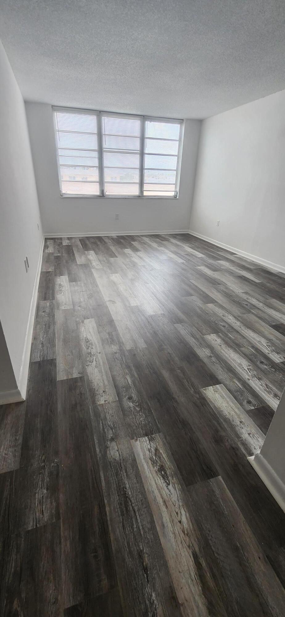 LA CASTELLANA CONDO - Residential Lease