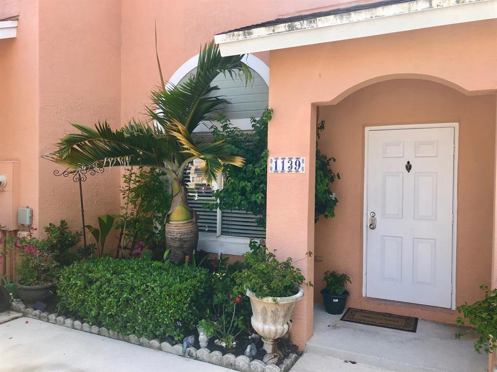 OLYMPIA & YORK RESIDENTIAL PLAT - Residential Lease