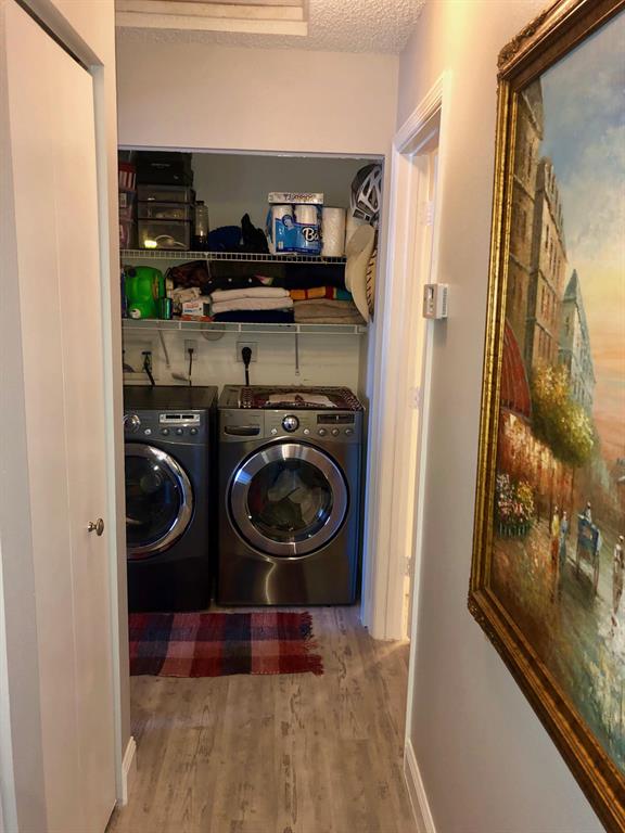 OLYMPIA & YORK RESIDENTIAL PLAT - Residential Lease