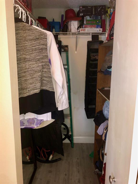 OLYMPIA & YORK RESIDENTIAL PLAT - Residential Lease