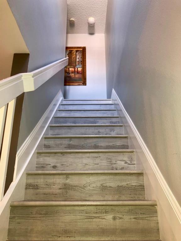 OLYMPIA & YORK RESIDENTIAL PLAT - Residential Lease