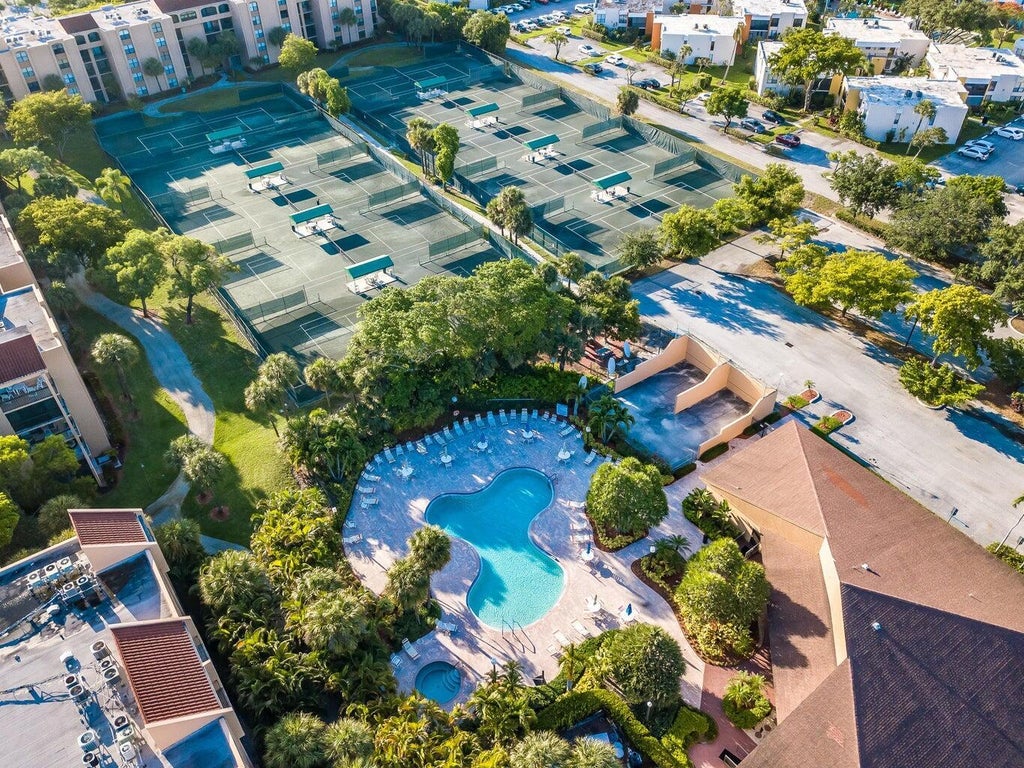 Photo of 500 EGRET Circle #8308, Delray Beach, FL 33444 (MLS # B26078501)