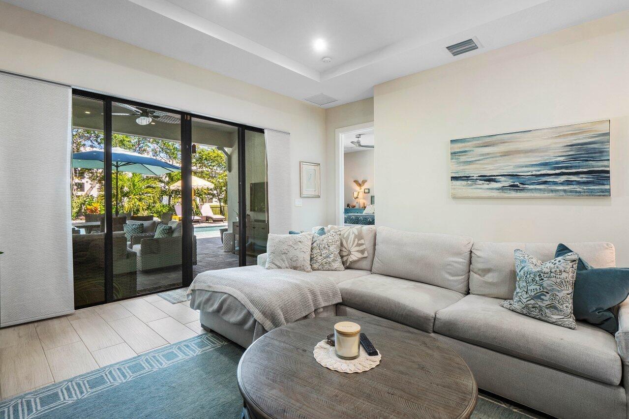 BANYAN CAY RESORT COMMUNI - Residential
