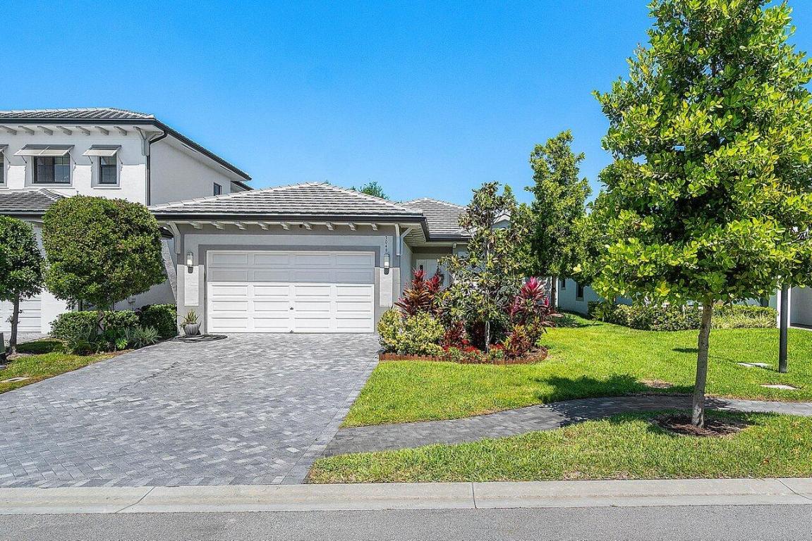 3049 Safflower Circle