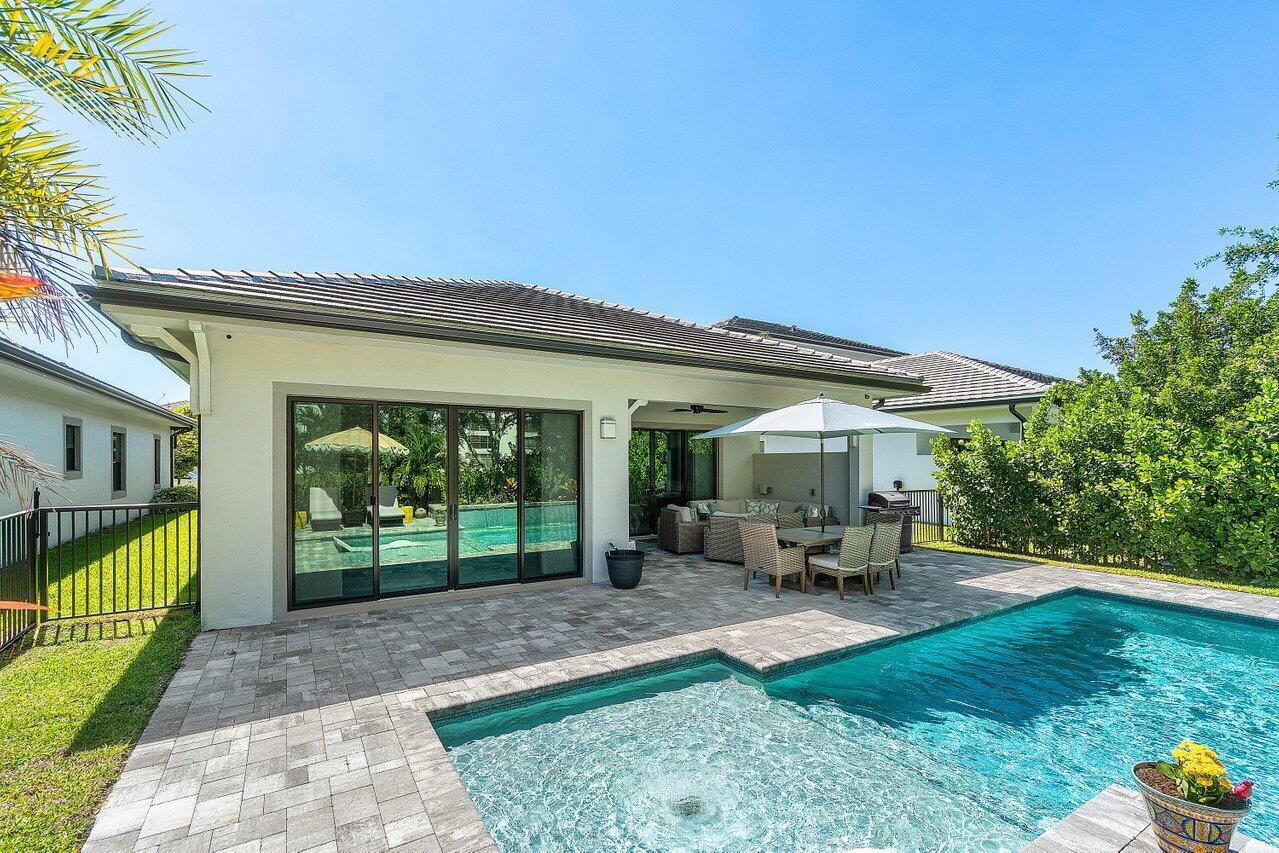 BANYAN CAY RESORT COMMUNI - Residential