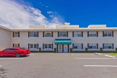 298 SW 6th Street 103 Boca Raton FL 33432