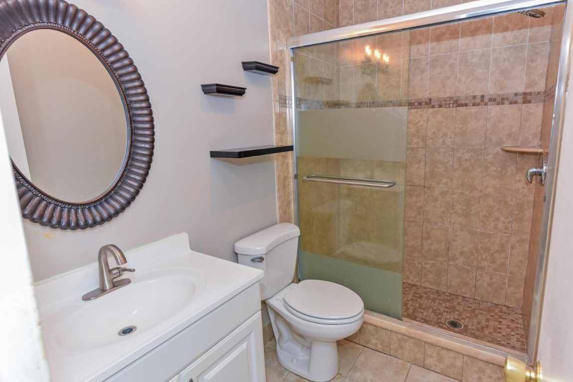 Golden Arrow Condo - Residential