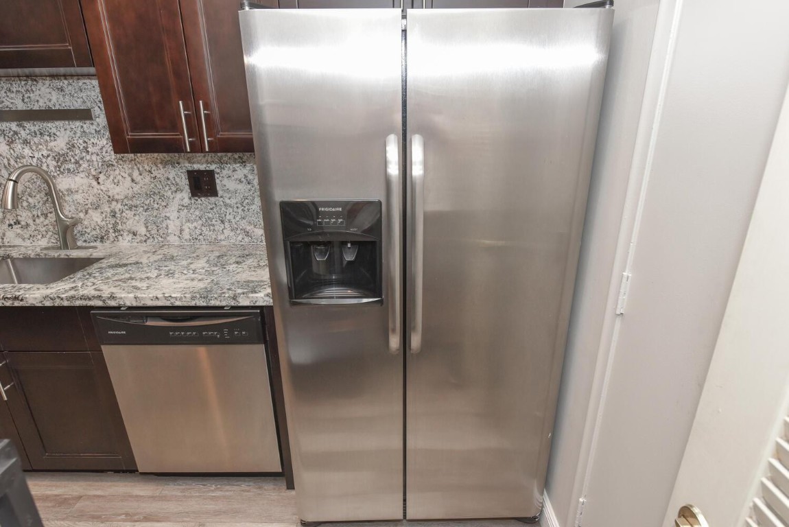 Golden Arrow Condo - Residential
