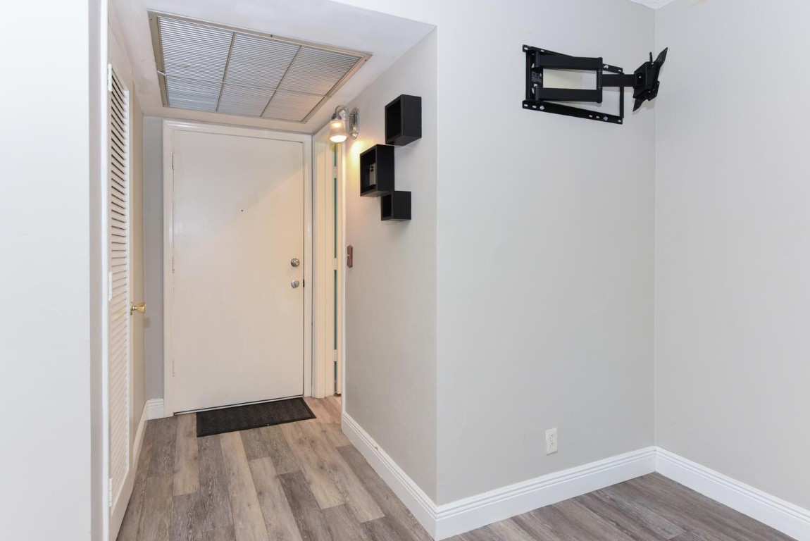 298 SW 6th Street 103