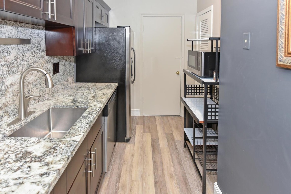 Golden Arrow Condo - Residential