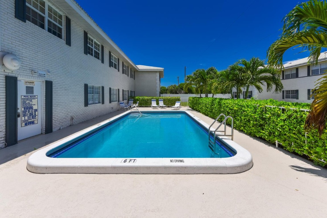 Golden Arrow Condo - Residential