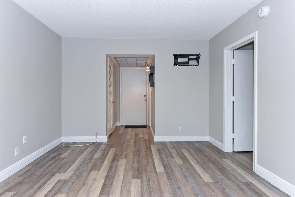 Photo of 298 SW 6th Street #103, Boca Raton, FL 33432 (MLS # F10512727)