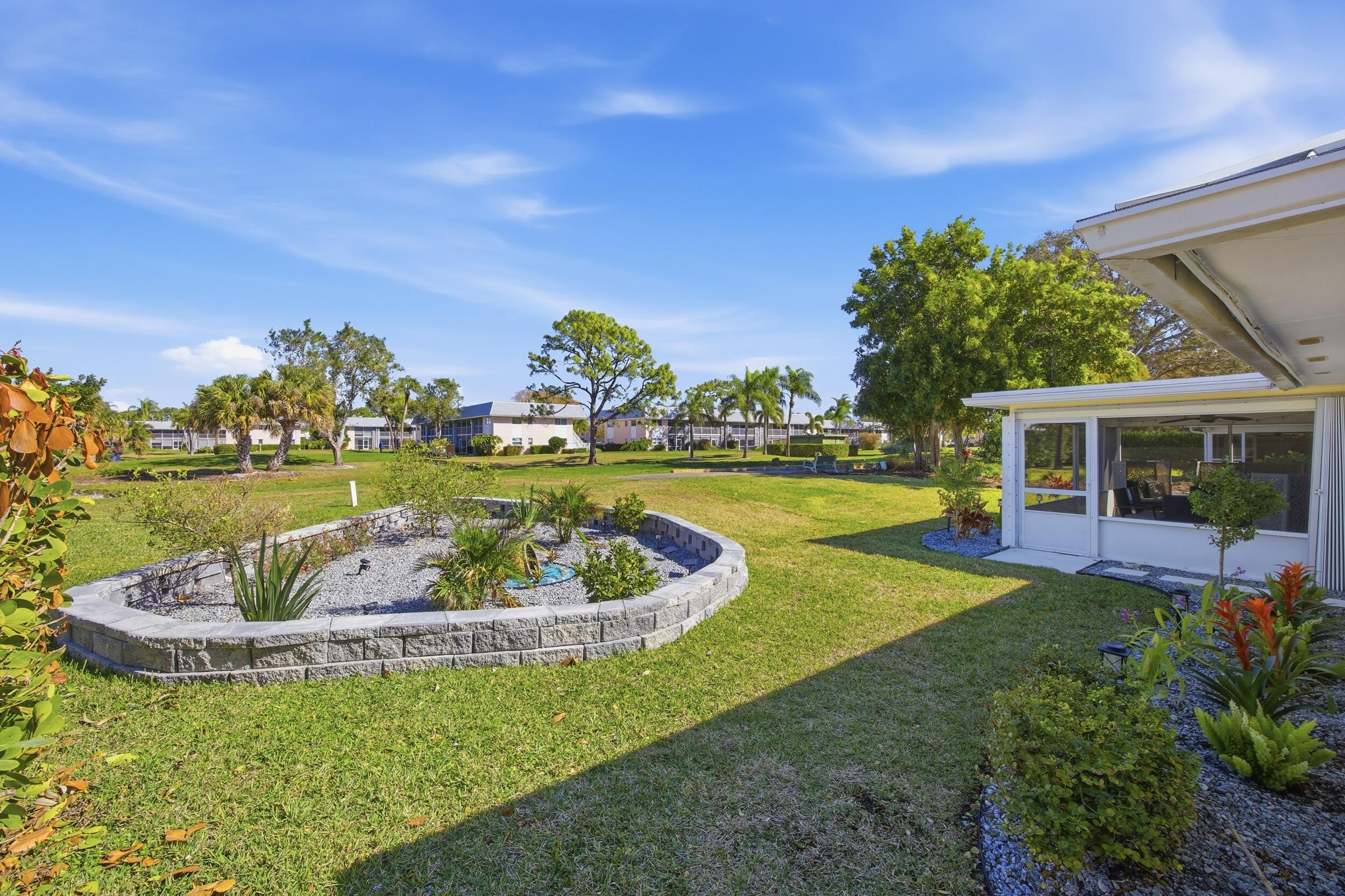 IROQUOIS PARK - Residential