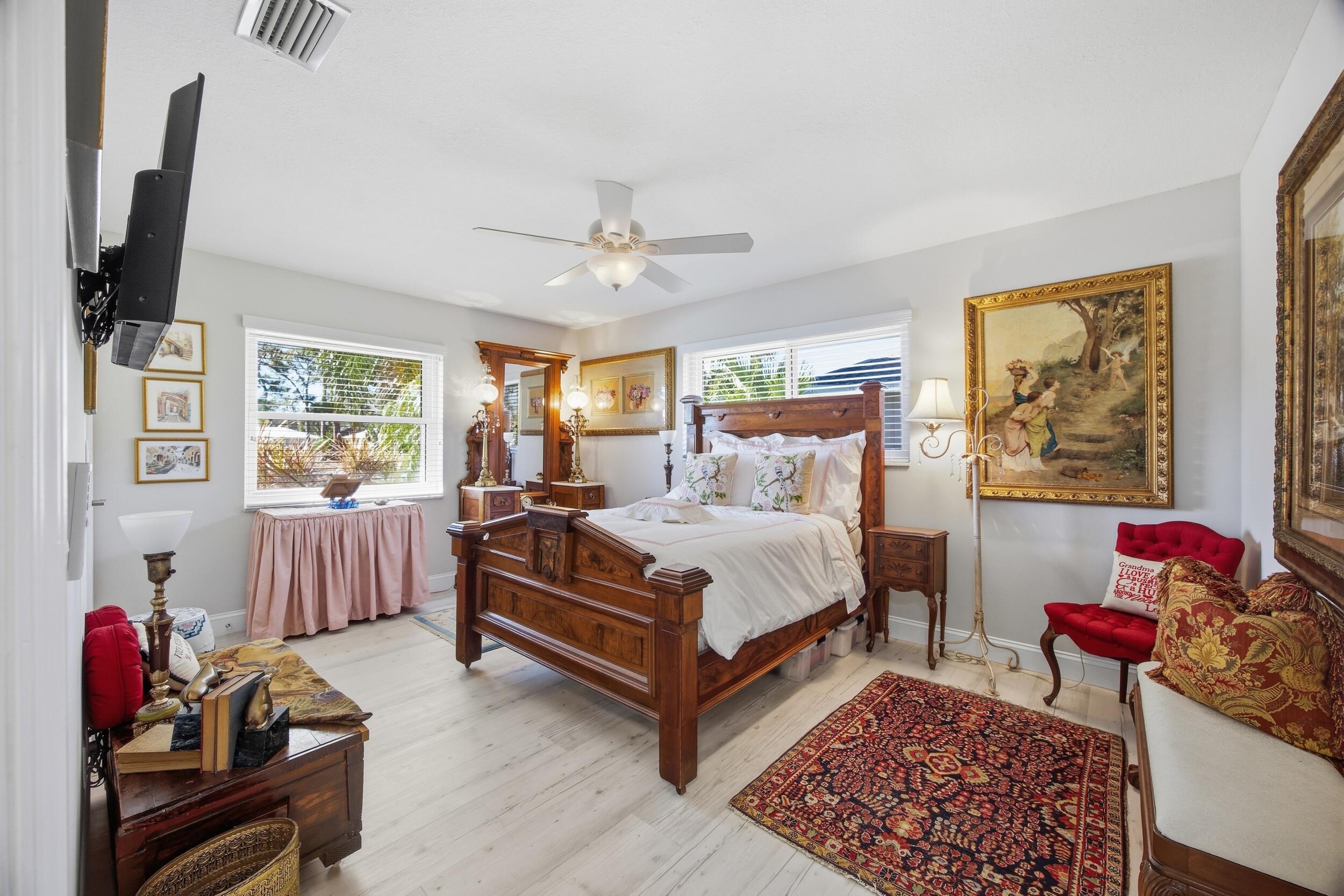 IROQUOIS PARK - Residential