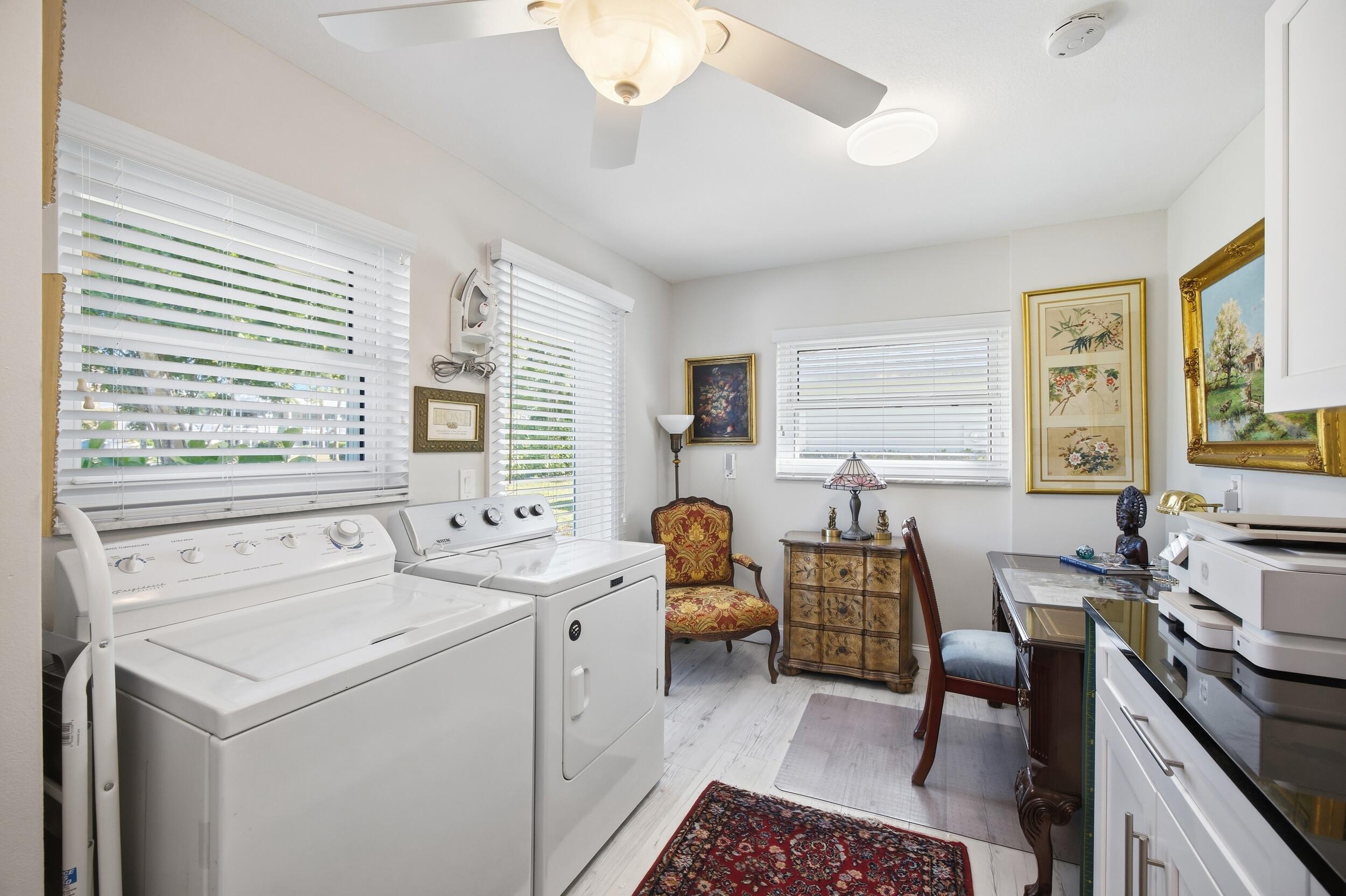 IROQUOIS PARK - Residential