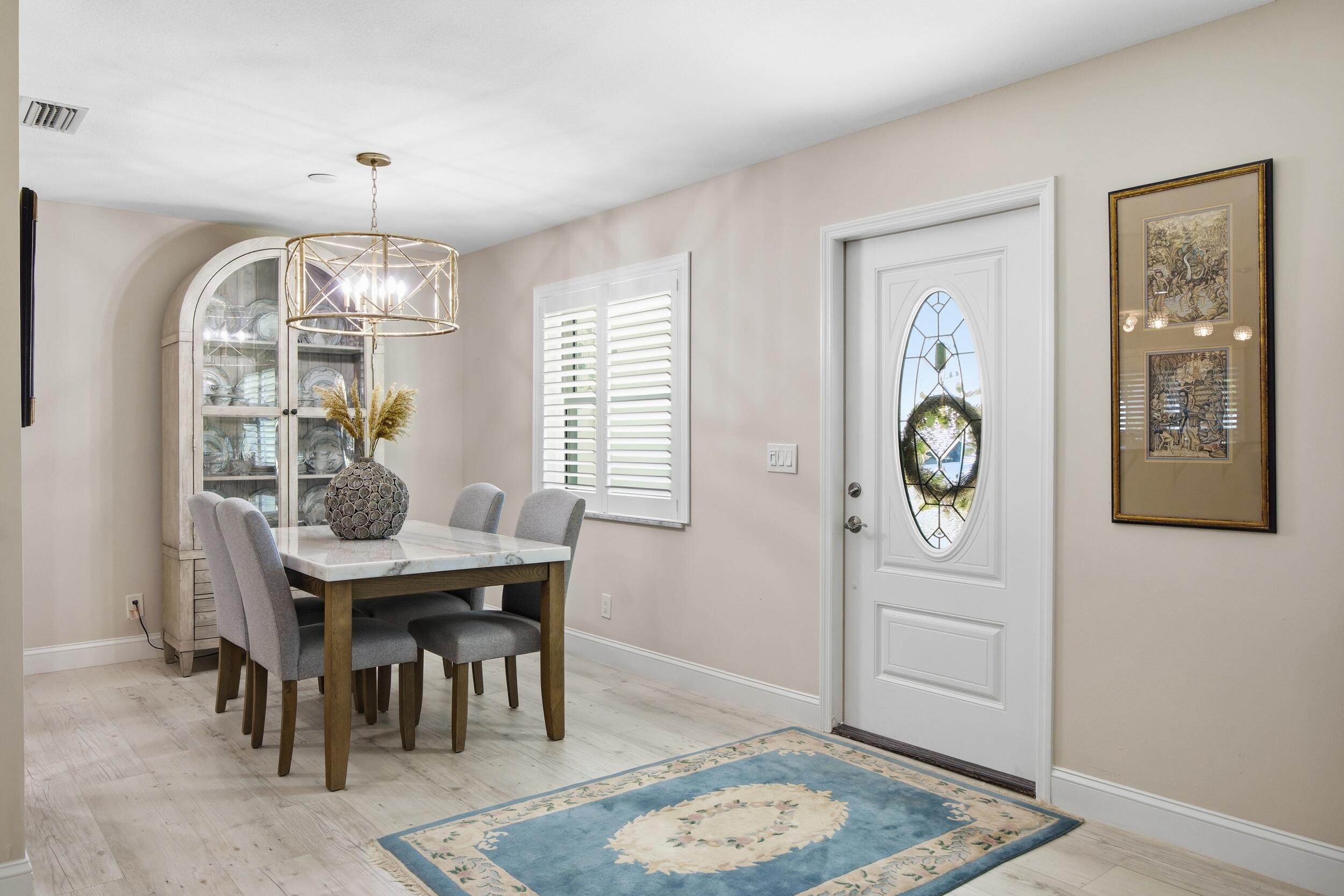 IROQUOIS PARK - Residential