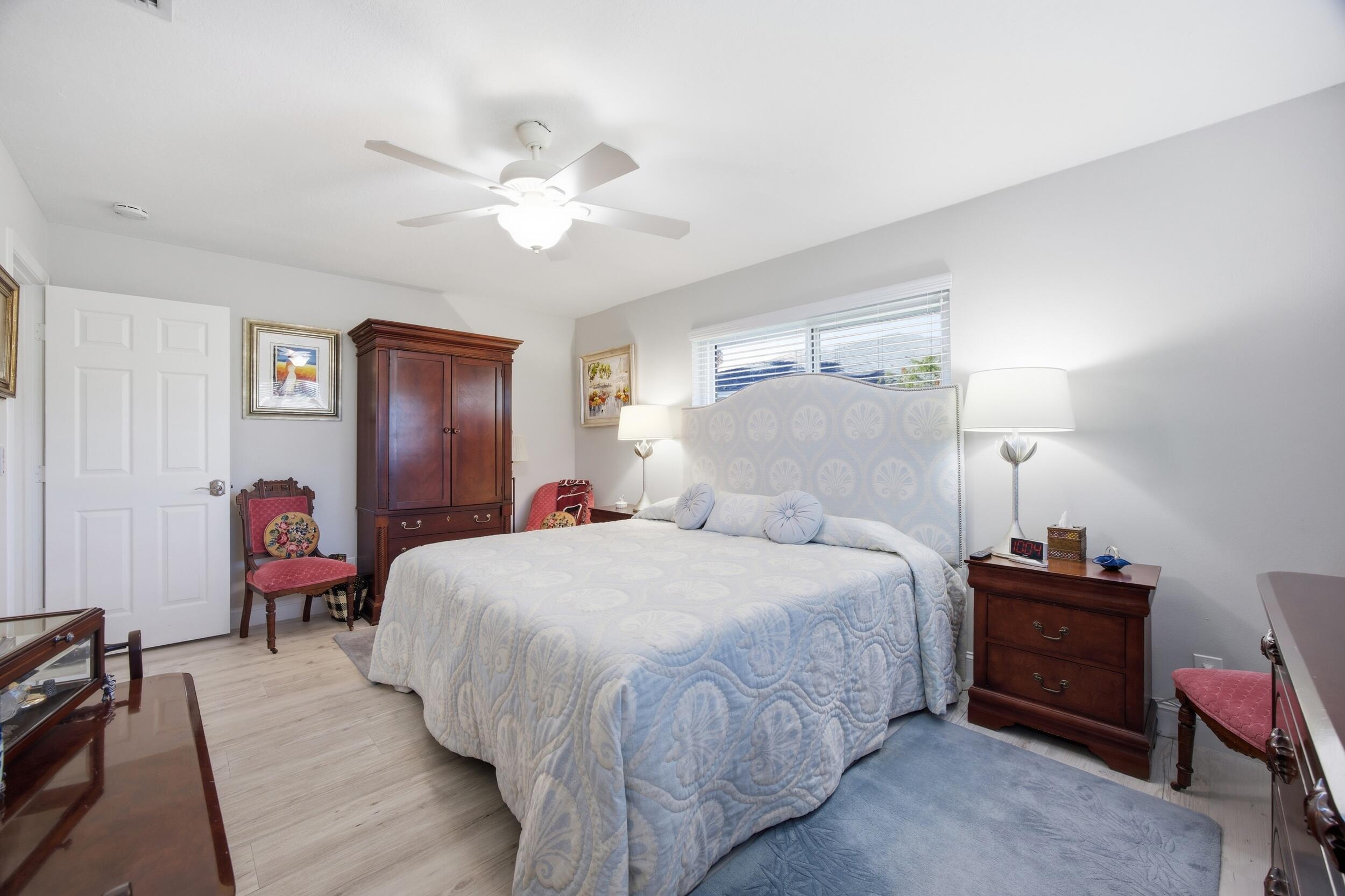 IROQUOIS PARK - Residential