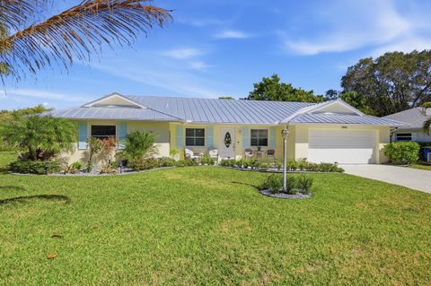 Photo of 9461 SE Little Club Way N, Jupiter, FL 33469 (MLS # R11166605)
