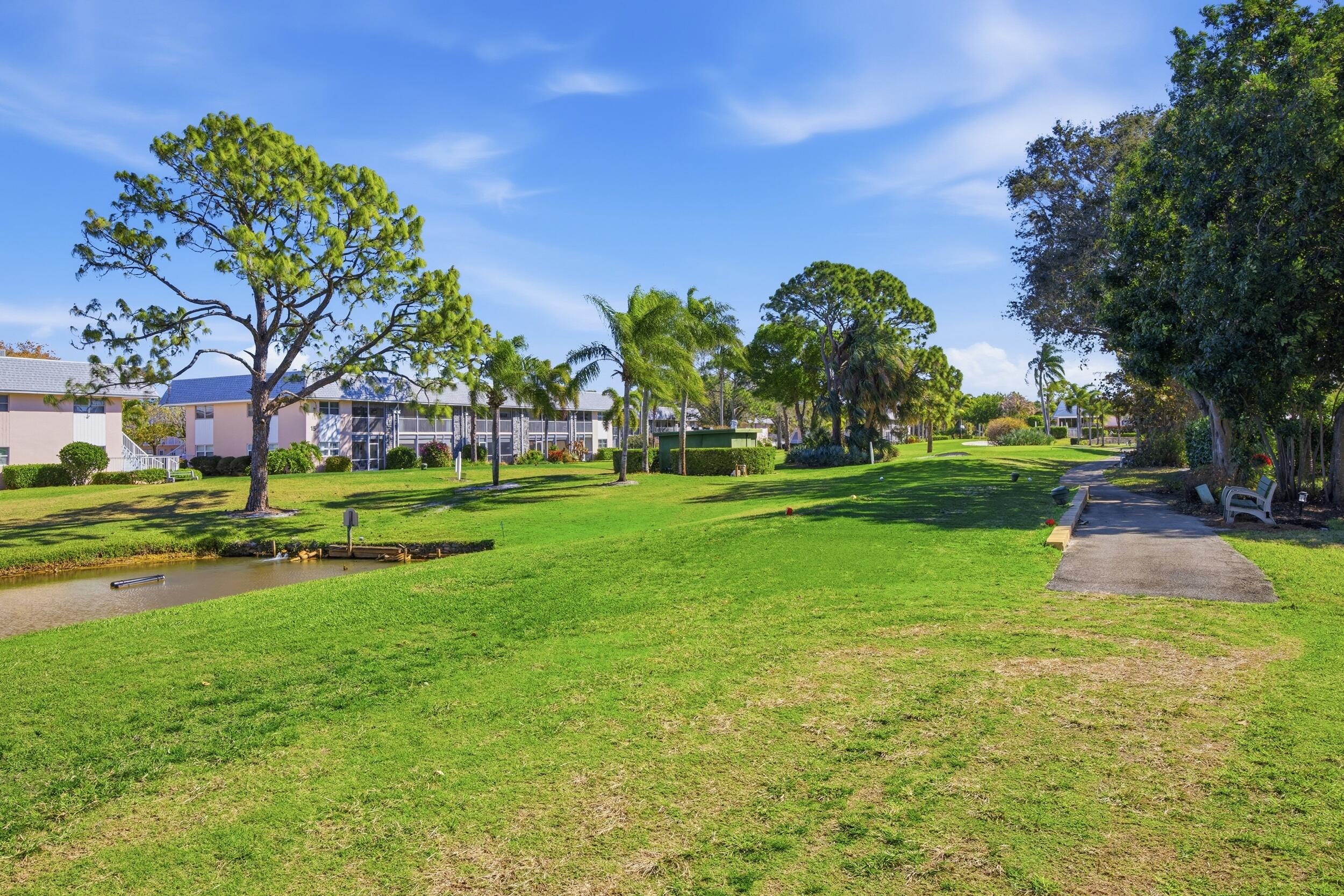 IROQUOIS PARK - Residential