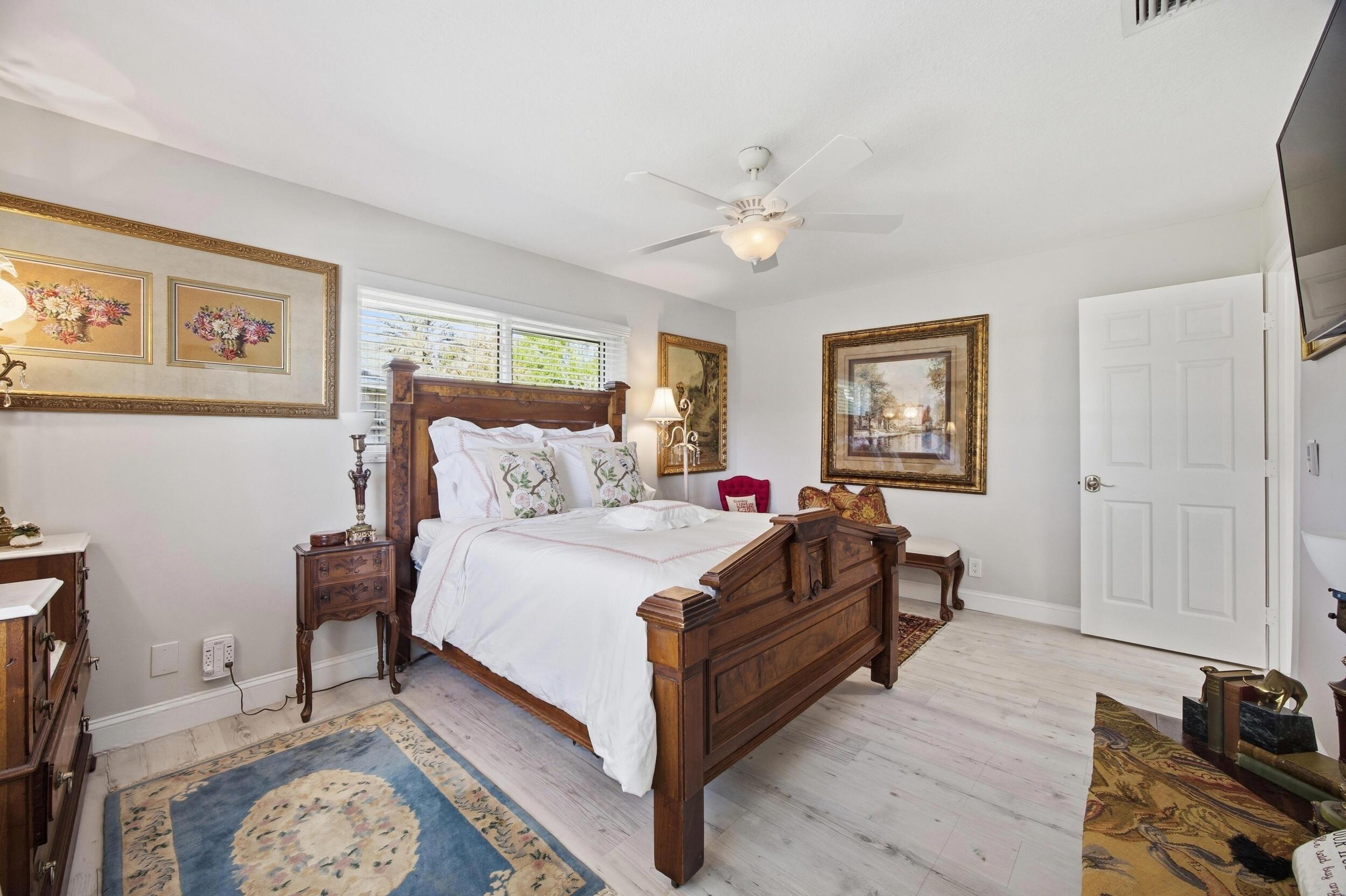 IROQUOIS PARK - Residential