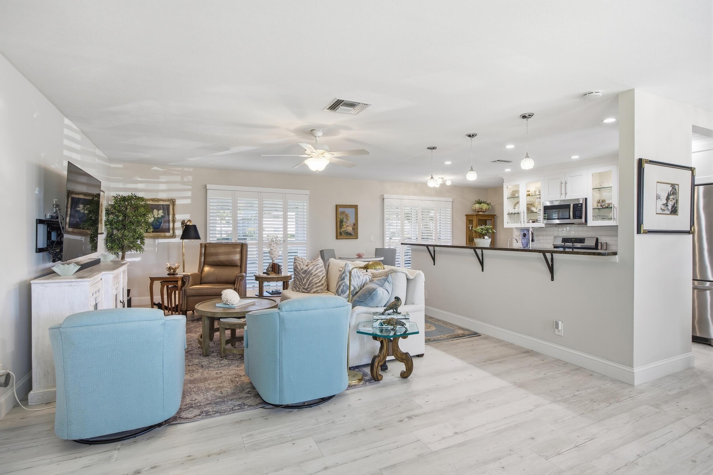 IROQUOIS PARK - Residential