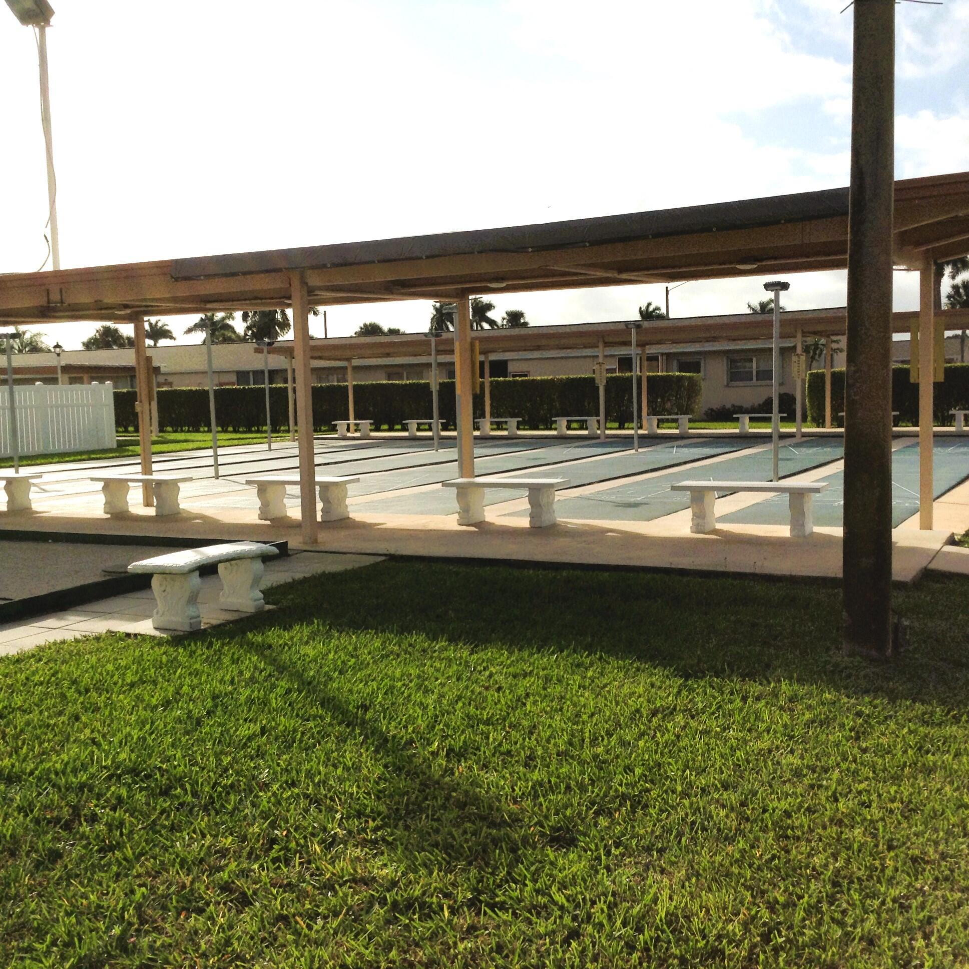 CRESTHAVEN VILLAS CONDO 2 - Residential Lease