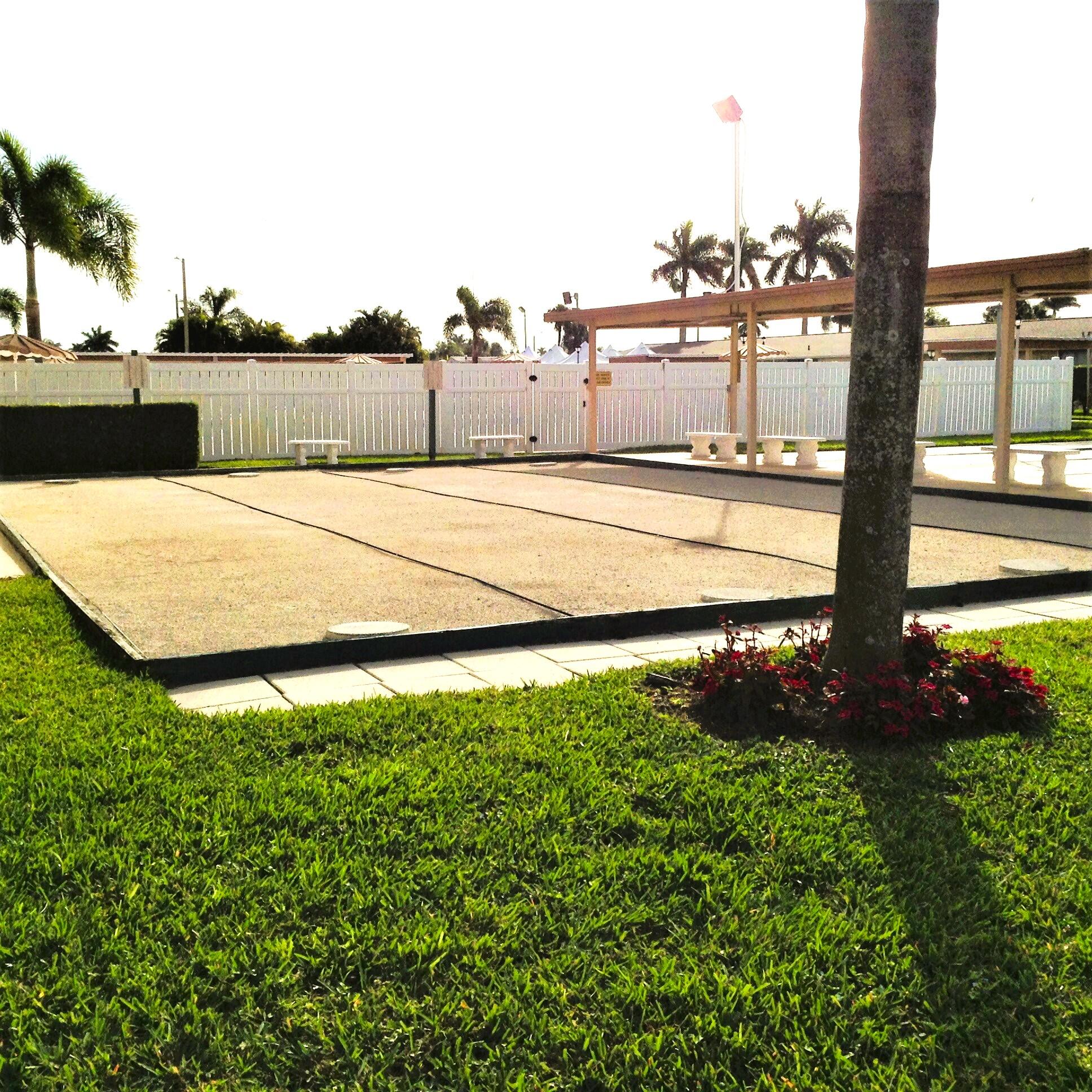 CRESTHAVEN VILLAS CONDO 2 - Residential Lease