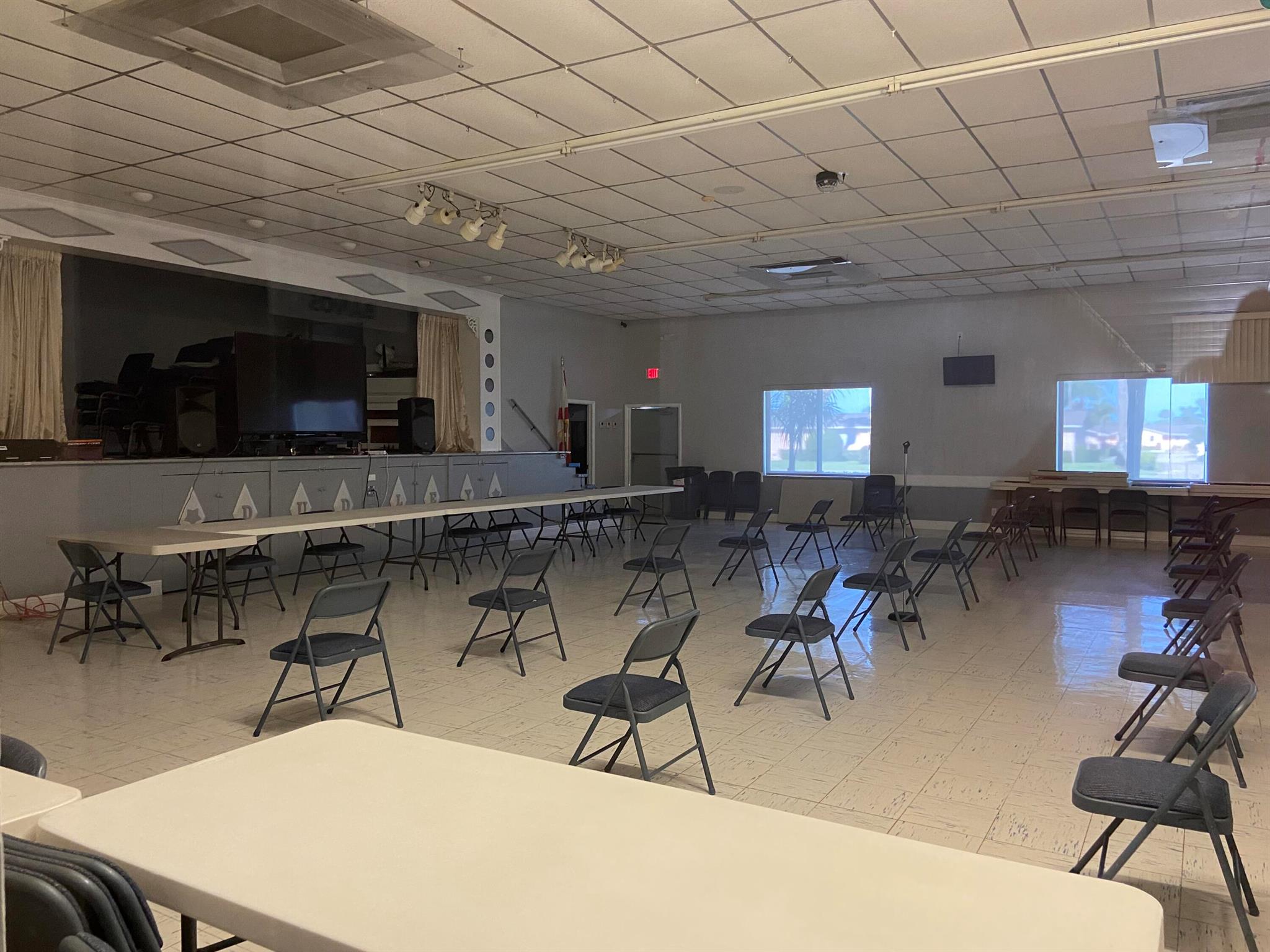 CRESTHAVEN VILLAS CONDO 2 - Residential Lease