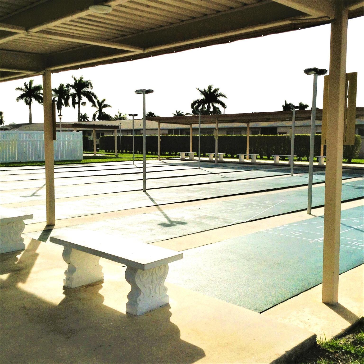 CRESTHAVEN VILLAS CONDO 2 - Residential Lease