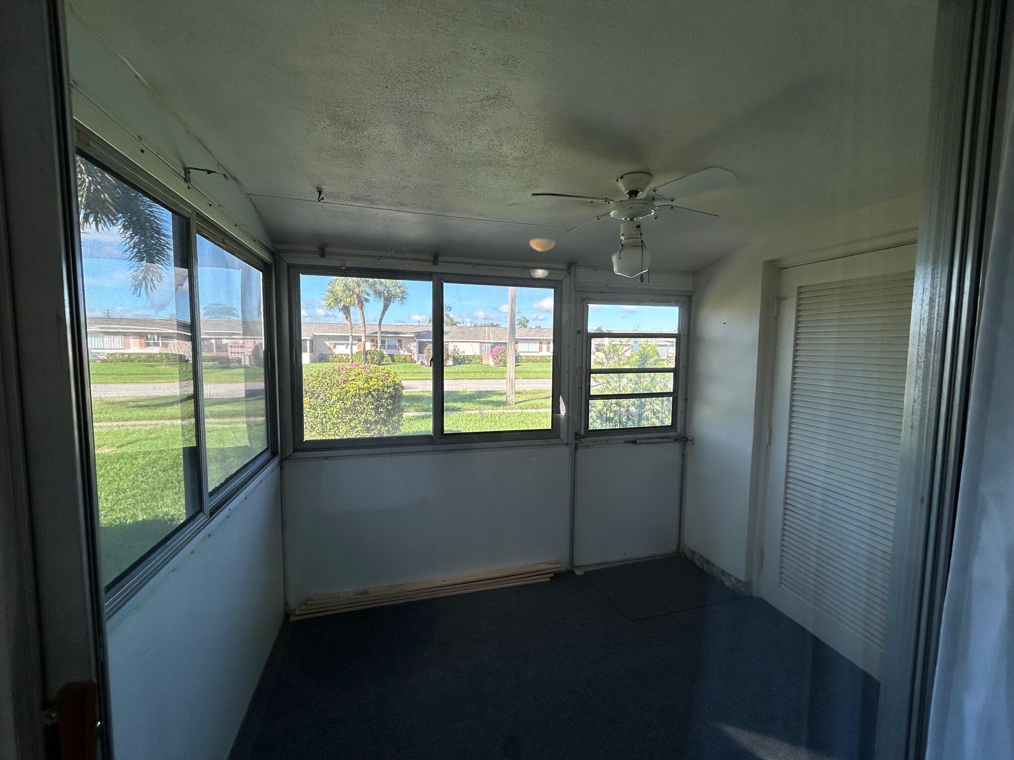 CRESTHAVEN VILLAS CONDO 2 - Residential Lease