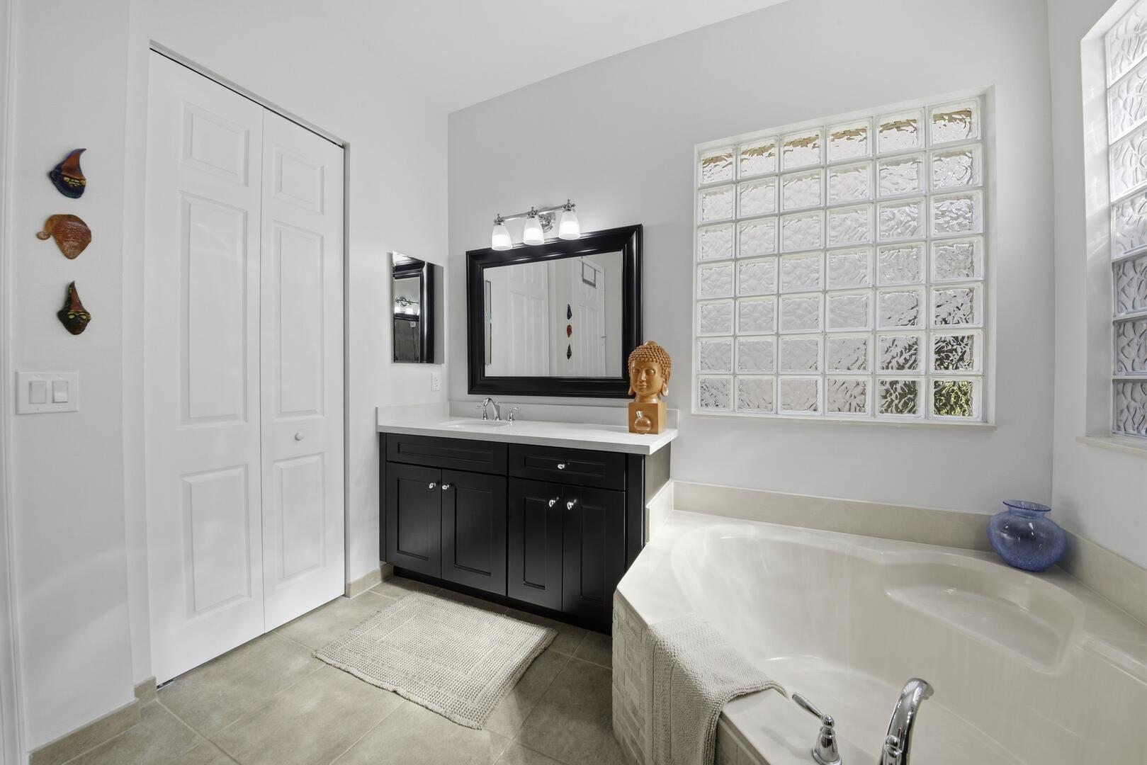 CANYON ISLES - Residential